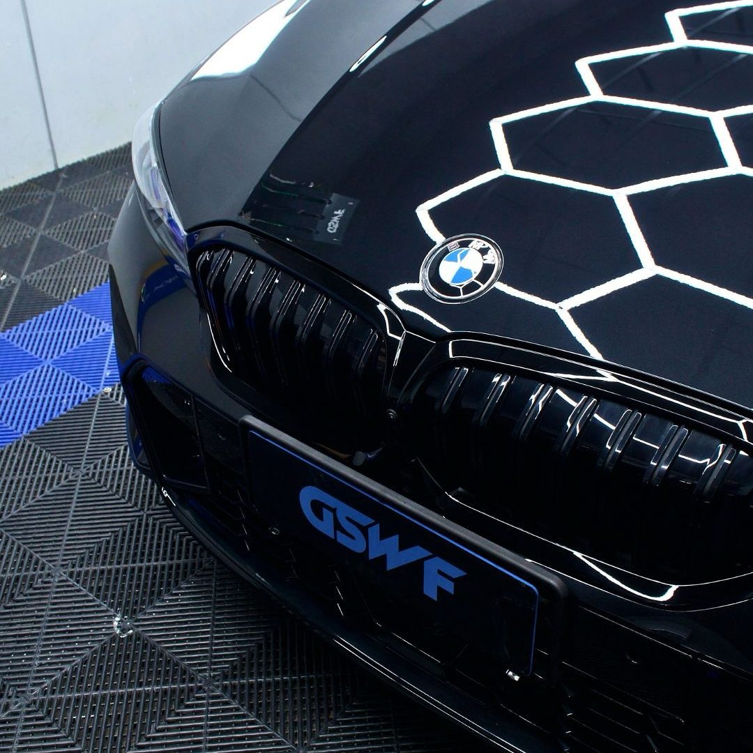 BMW 330i ini sudah terlindungi sempurna dengan PPF by GSWF, pilihan paint protection film berkua (1)