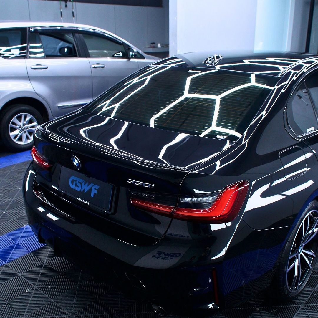 BMW 330i ini sudah terlindungi sempurna dengan PPF by GSWF, pilihan paint protection film berkua (4)