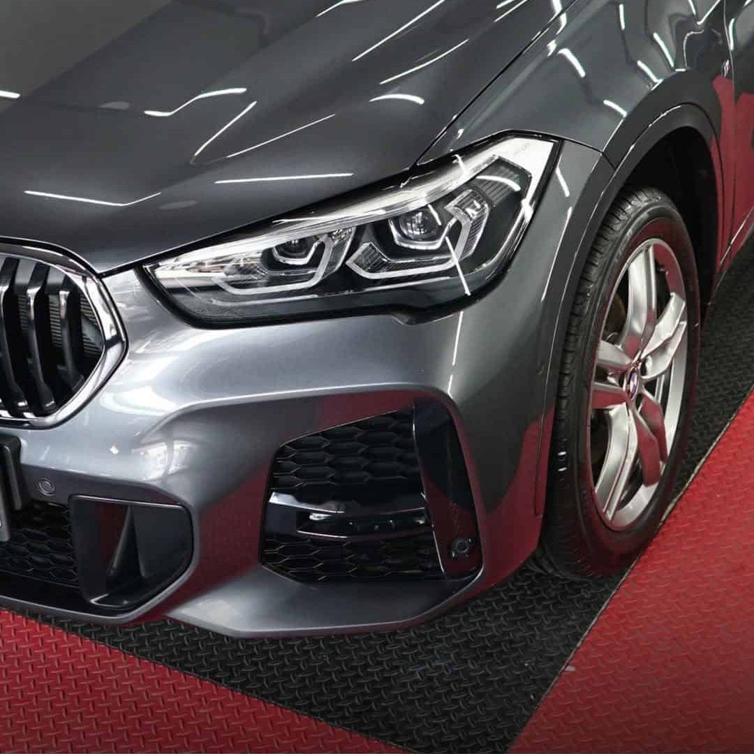 BMW X1 diproteksi dengan Ceramic Coating Pro Ultimate dari System X. Premium wash _Paint correct (1)