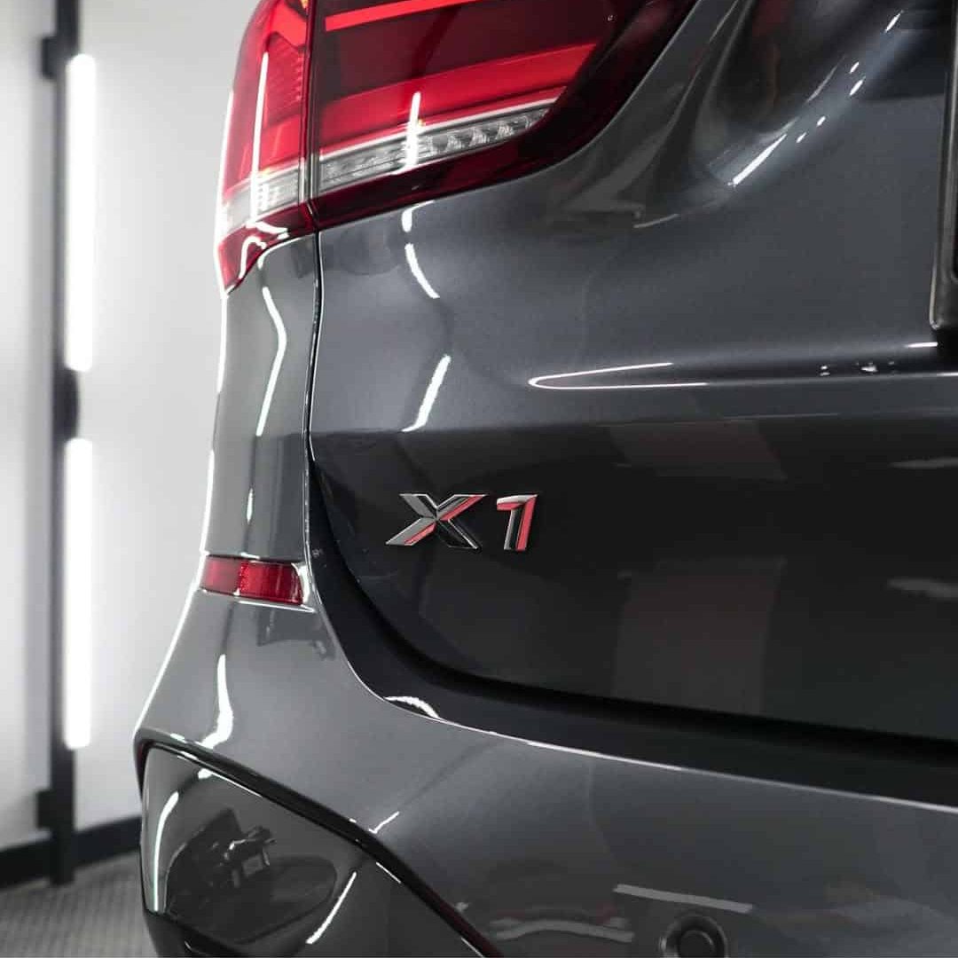 BMW X1 diproteksi dengan Ceramic Coating Pro Ultimate dari System X. Premium wash _Paint correct (2)