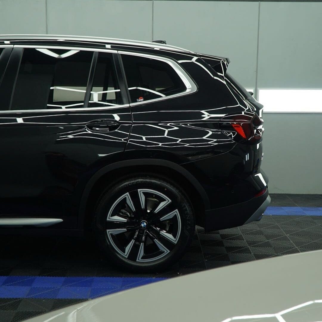 BMW X3 Protected with Coating by System X Ceramic Protection!BMW X3 ini telah terlindungi dengan (1)