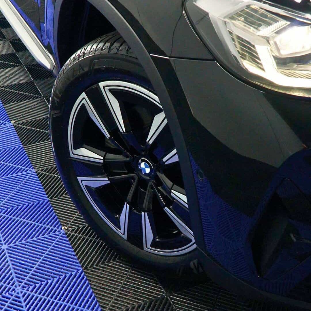 BMW X3 Protected with Coating by System X Ceramic Protection!BMW X3 ini telah terlindungi dengan (2)