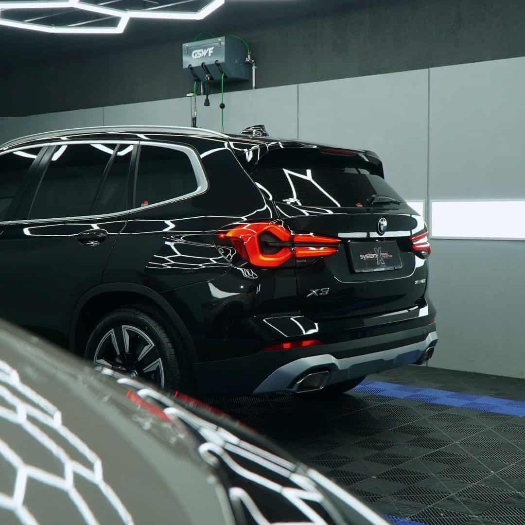BMW X3 Protected with Coating by System X Ceramic Protection!BMW X3 ini telah terlindungi dengan (3)