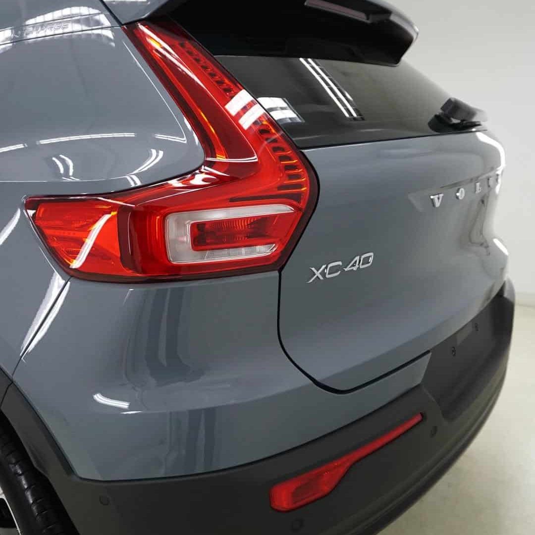 Halo sahabat System X. Kali ini showroom kita kedatangan unit Volvo XC40 Recharge untuk di prote (2)