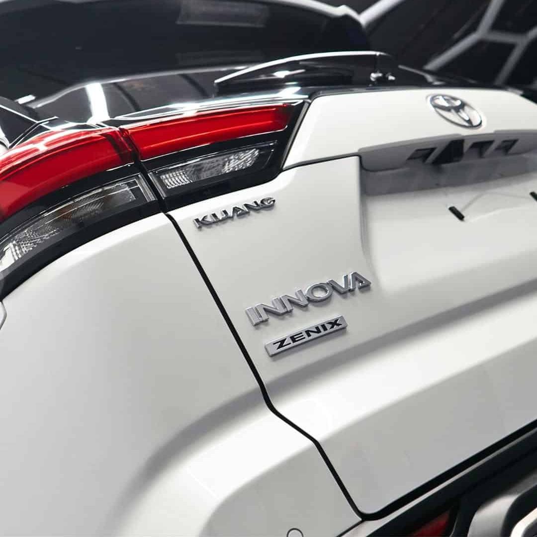 Innova zenix putih ini telah selesai di proteksi dengan System X Pro Ultimate, siap menemani akt (1)