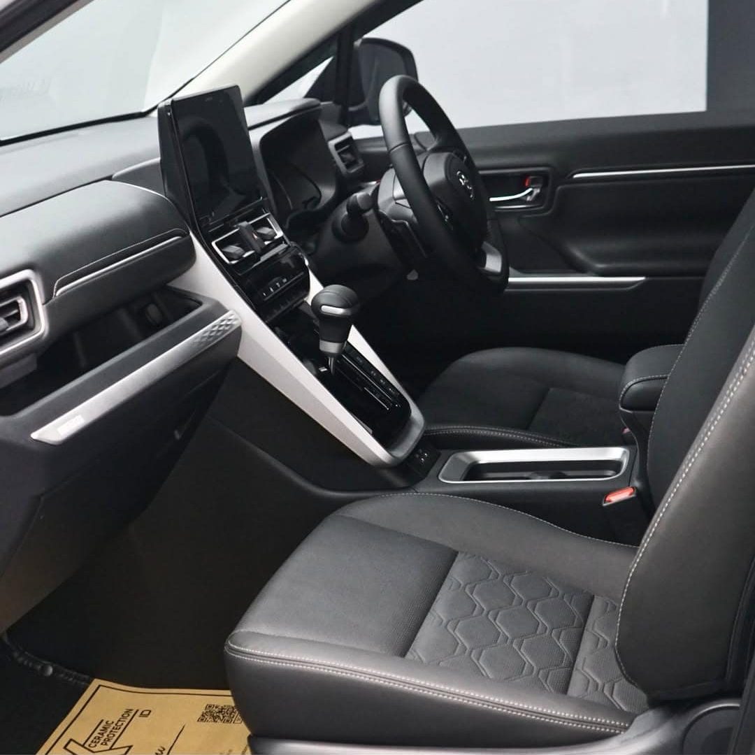 Innova zenix putih ini telah selesai di proteksi dengan System X Pro Ultimate, siap menemani akt (4)