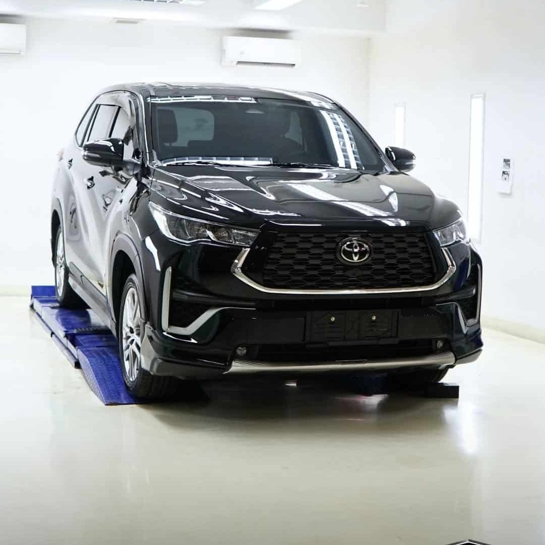 Innova zenix setelah proses pengerjaan paint correction dan coating 2 layer.Paket Pro Premium -✅