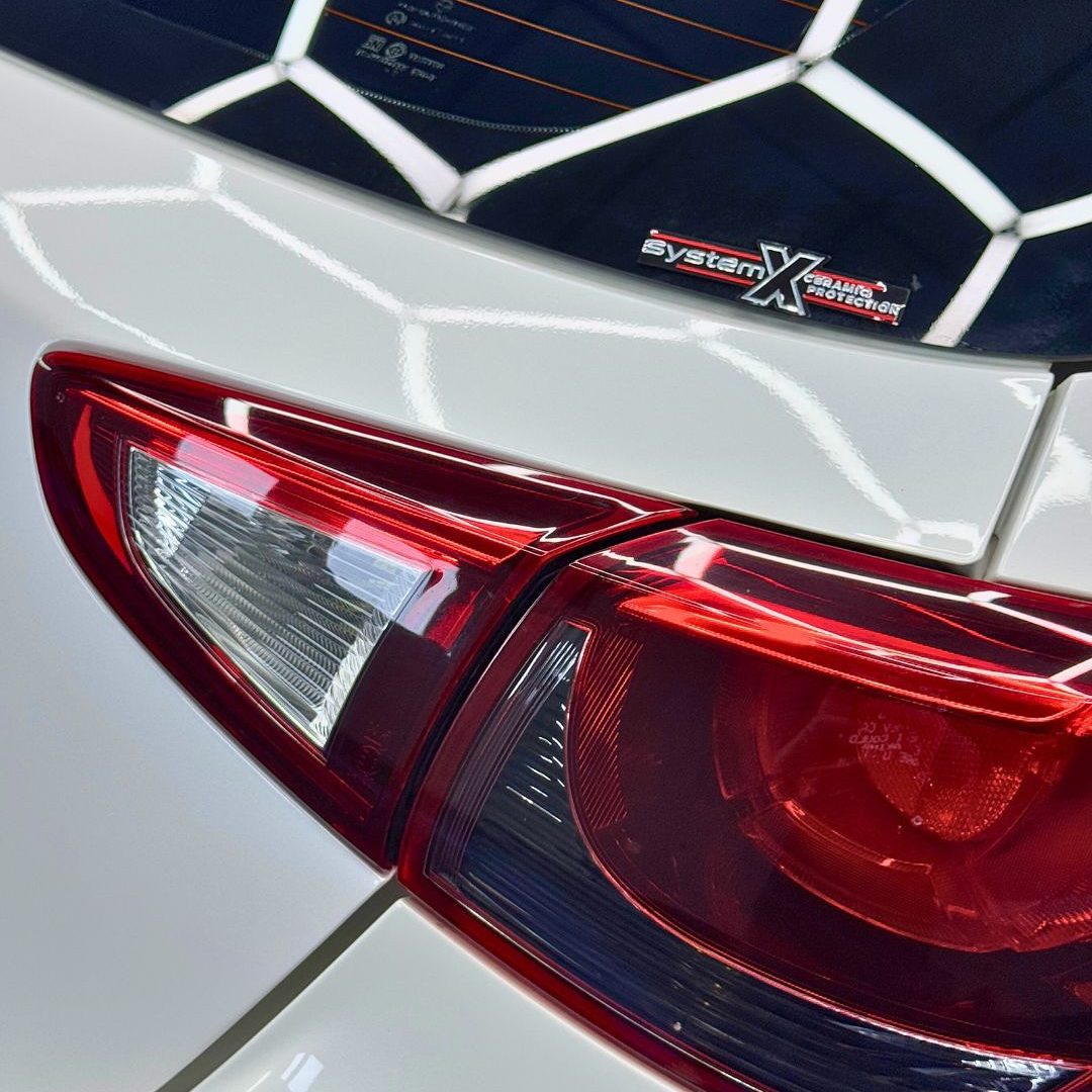 Mazda 2 Protected with Coating Pro by System X!Mazda 2 tampil lebih mewah dan elegan dengan kila (4)