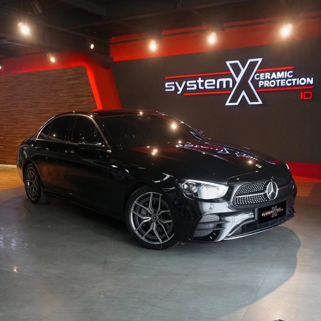 Mercedes Benz E300 after ceramic coating Diamond Package by System X Indonesia.