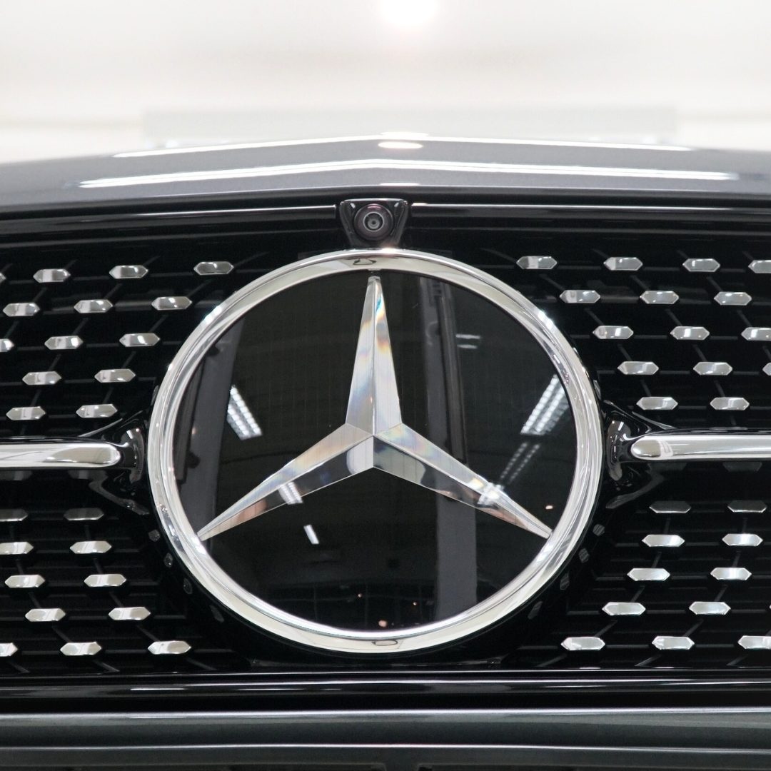 Mercy AMG E300 after coating Diamond Package Premium wash _Paint correction 3 steps Body coating (1)