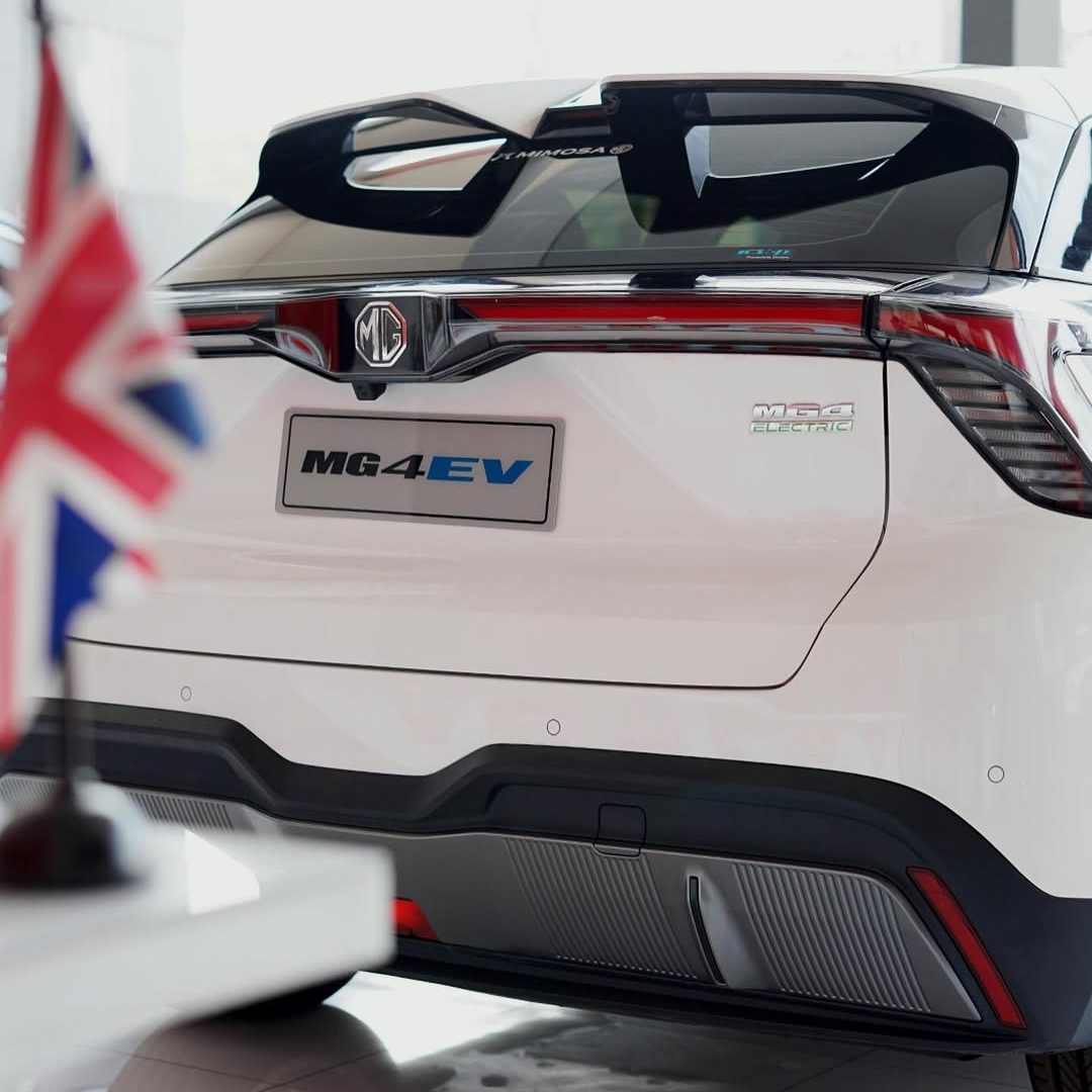 Pemasangan kaca film ICE-µ Premium Window Film sudah pasti aman untuk mobil-mobil elektrik, sepe (3)