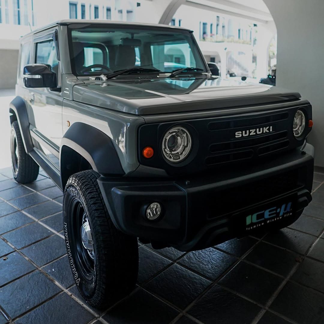 Suzuki Jimny 🚘Full RT70 ✨Mau mobil kamu dipasang kaca film ICE-µ Premium Window FilmKamu bisa m (1)