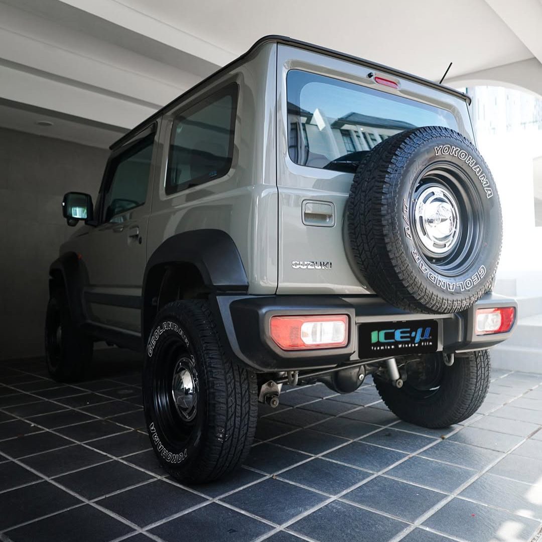 Suzuki Jimny 🚘Full RT70 ✨Mau mobil kamu dipasang kaca film ICE-µ Premium Window FilmKamu bisa m (3)