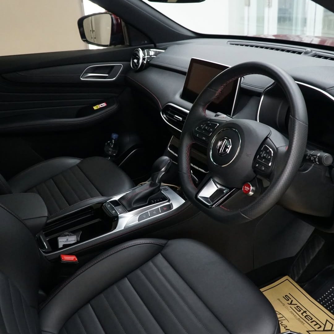 Tampilan MG HS i-Smart setelah coating dengan Paket Pro Premium. Udah kebayang kan gimana kilaun (4)