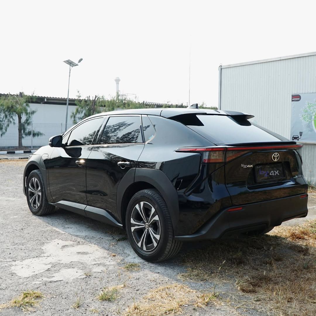 Toyota bZ4X Electric ⚡️Front Wondshield CT40 (darkness level 40_)Side & Back CT20 (darkness leve (3)